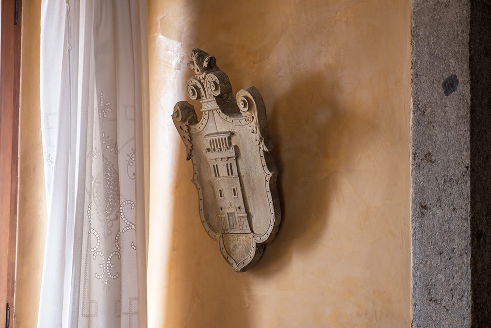 Barbuio Gaio emblem