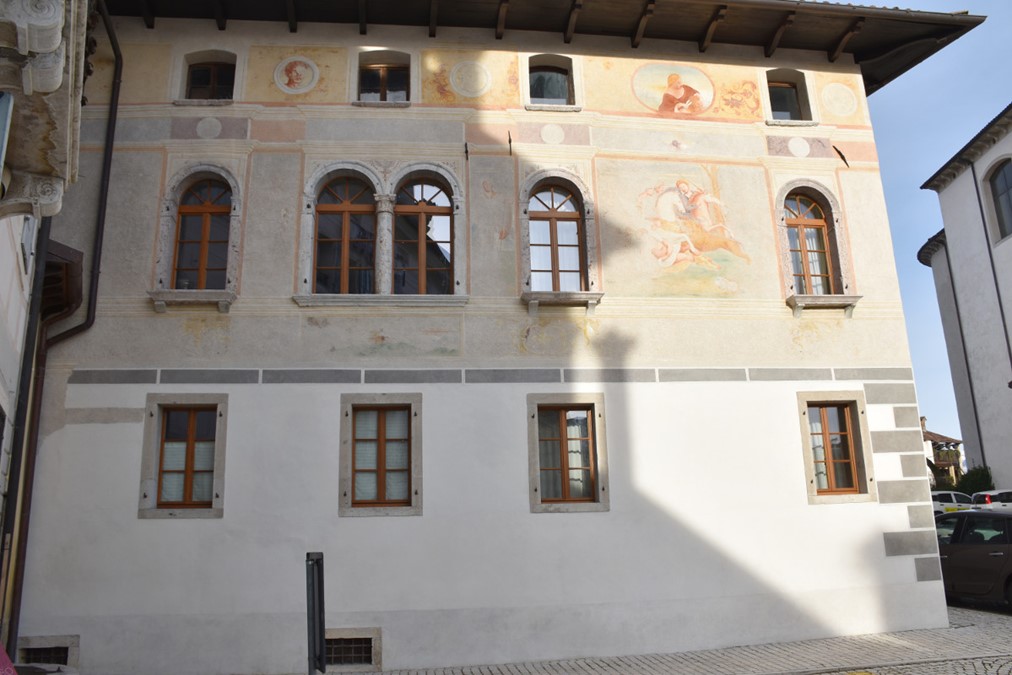 Facade Francescon Palace