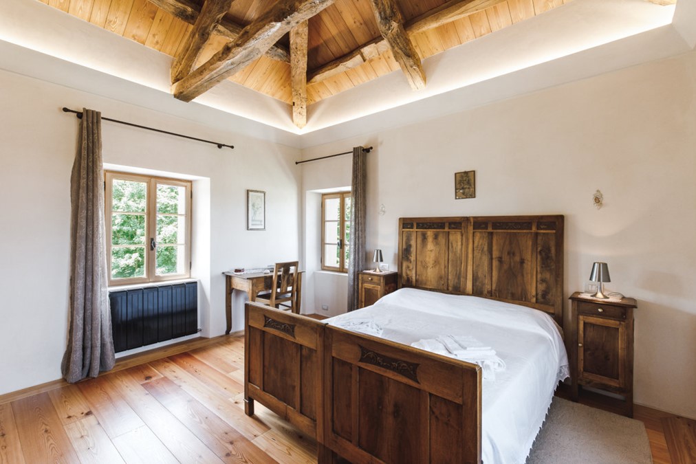 Antique villa Belluno - double bedroom