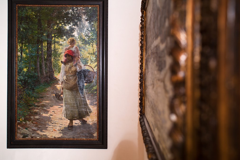 Decors and paintings